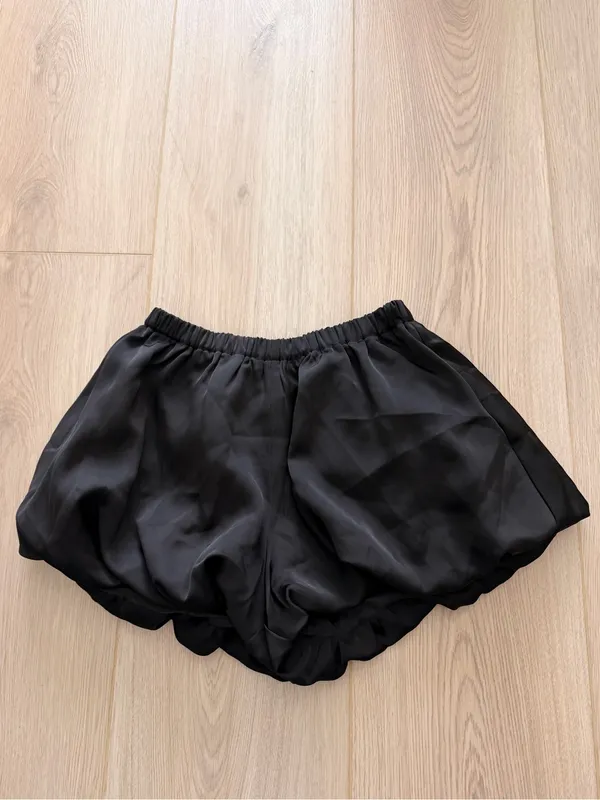 Boohoo Black Bubble Shorts | Satin-Look - Image 2