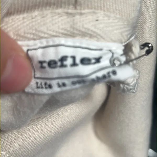 Réflex bad bunny beige pullover hoodie Size L - Image 7