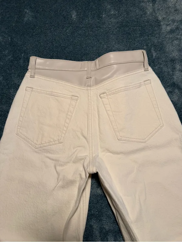 Abercrombie & Fitch The 90's Straight Ultra High Rise Off White Denim Jeans 10 - Image 7