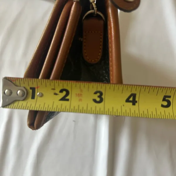 Vintage Dooney & Bourke Black & Brown Fold Over Leather Crossbody Shoulder Bag - Image 10