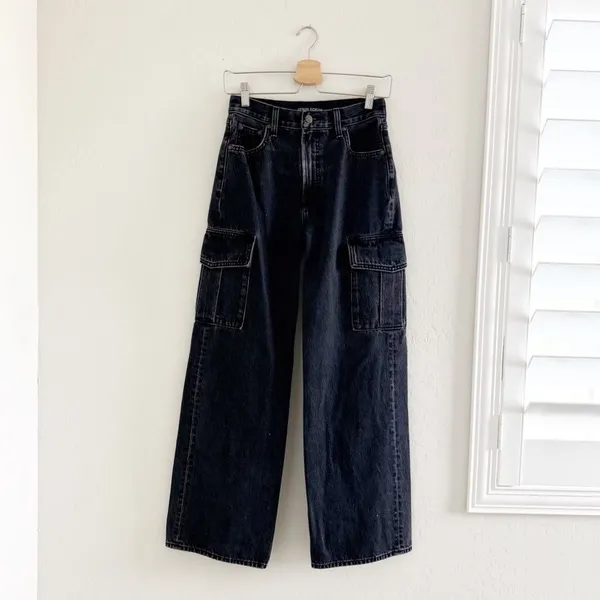 Aritzia Denim Forum The Farrah Hi-rise Cargo Jean Size 24 - Image 2