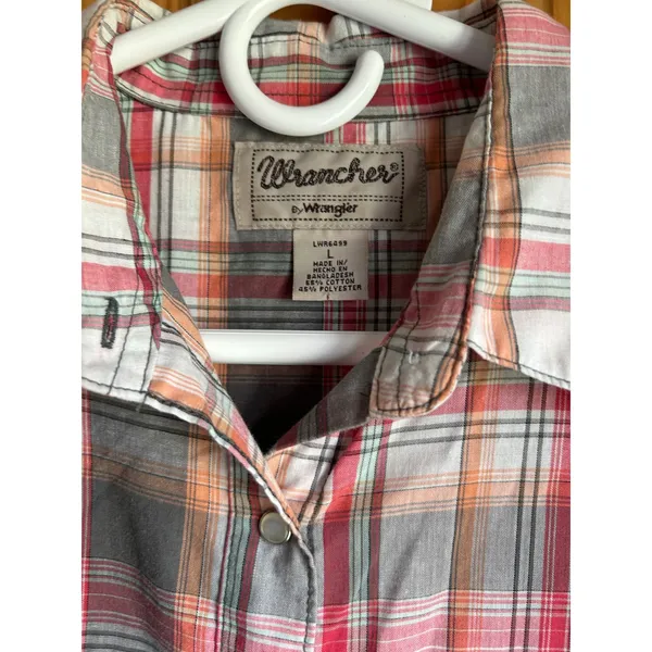 VT Wrangler Wrancher Women's L Pearl Snap Western button Down Shirt‎ Long Sleeve - Image 3