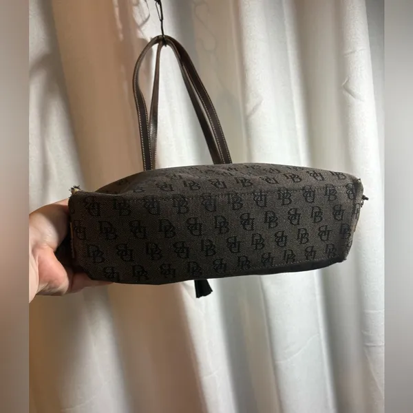 Vintage Dooney & Bourke Signature DB Purse Large Tassel Tote Y2K Brown GUC!‎ - Image 10