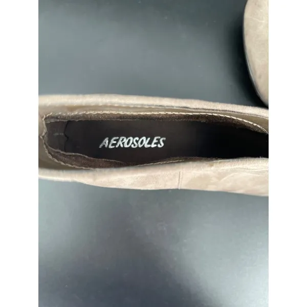 Aerosoles Winterstrole Taupe Faux Suede V-Cut Ankle Boots Shooties Size 7.5 M - Image 7