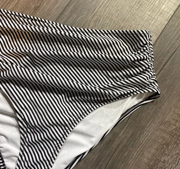 Cupshe Black White Stripe Bikini Bottom - Image 3