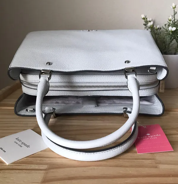 Kate Spade Purse - Image 5