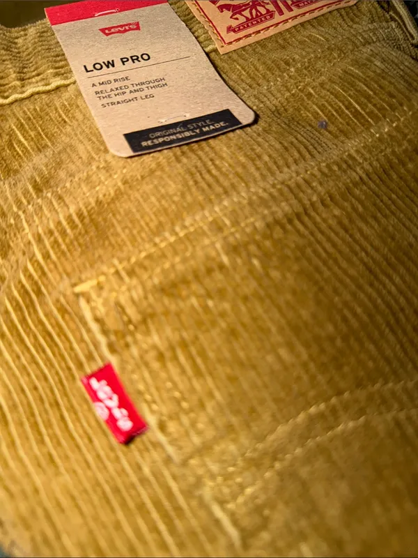NWT Levis LOW PRO Women Golden Brown Straight Relaxed Thick Corduroy Pants 28X30 - Image 6