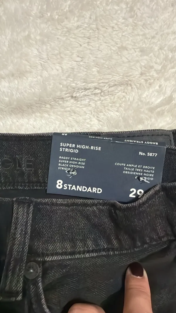 American Eagle Jeans - Image 3