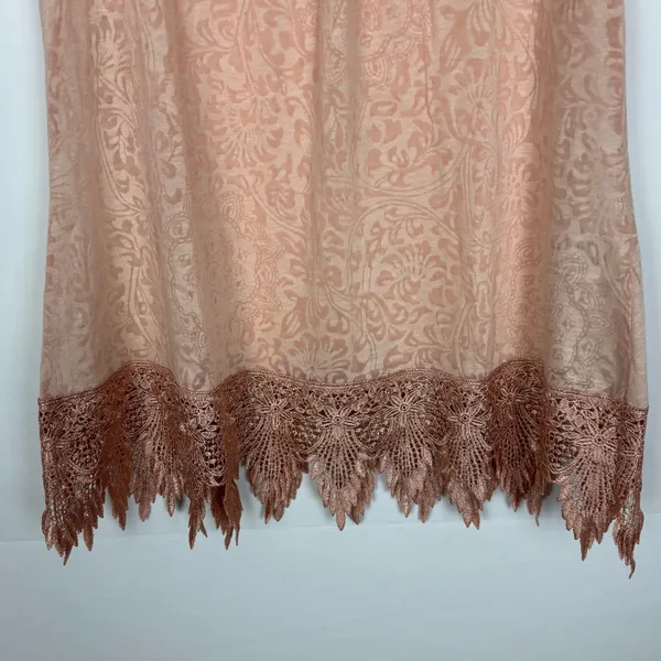 A'Reve Top Paisley Print Lace Bottom Sleeveless Peach Size Medium - Image 3