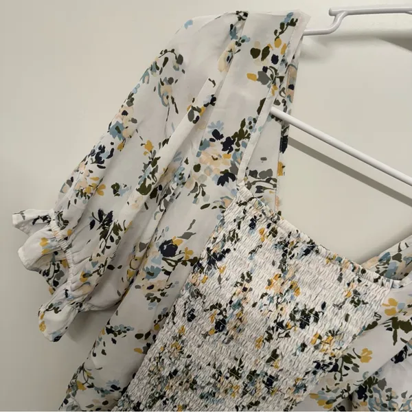 Abercrombie & Fitch Floral Cropped Top - Image 6