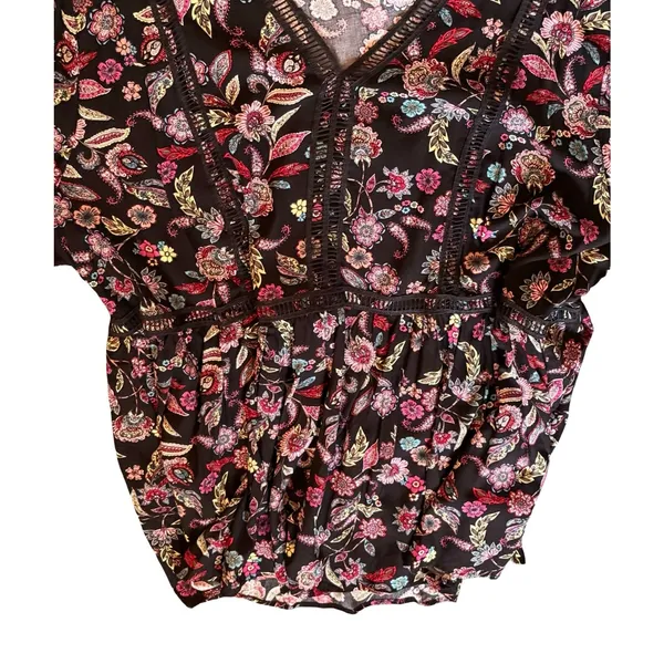 Avenue Top Womens Plus Size 5X Black Floral Boho Bell Sleeve Size 30 / 32 NWT - Image 7