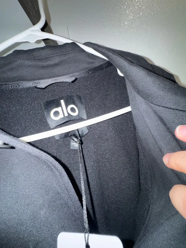 Alo Unisex One Up Jacket- Black - Image 5