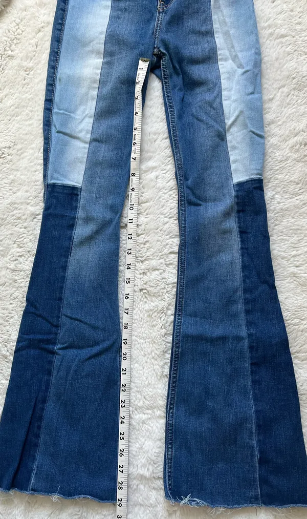 Hollister Jeans Flare High-Rise - Image 5