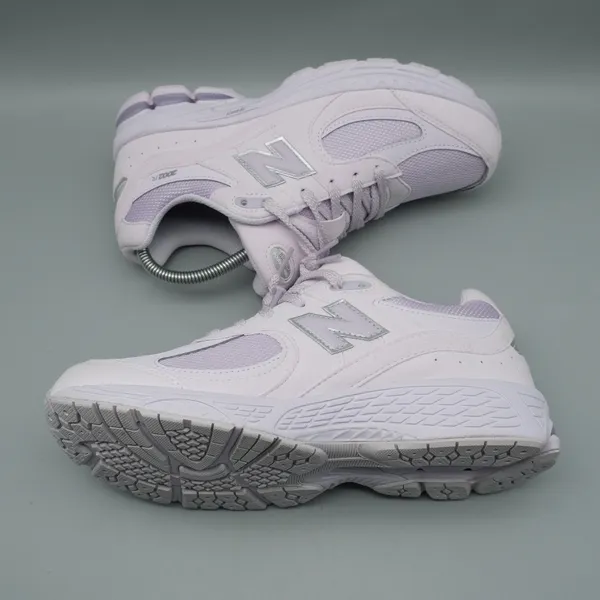 New Balance 2002R Sneakers Youths 7 Wms 8.5 Lavender Purple Suede Mesh G20025YU - Image 2