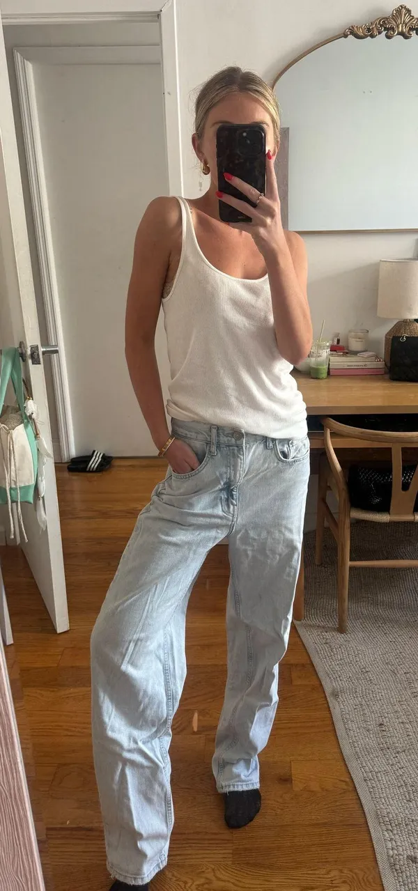 Urban Outfitters Baggy Jeans - Image 3