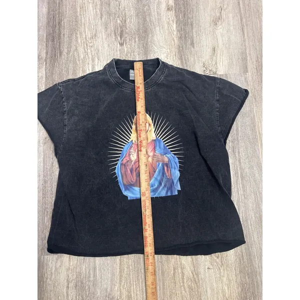 Taylor Swift "Saint‎ Taylor" Graphic T-Shirt Charcoal Gray Acid Wash Size M/L - Image 4