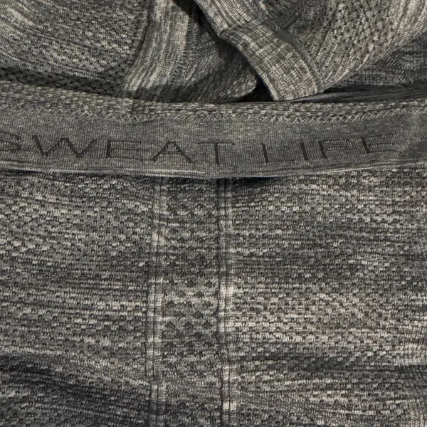 Lululemon Swiftly Tech Long Sleeve Gray Thumbhole Running Top Size 2 Athletic - Image 9
