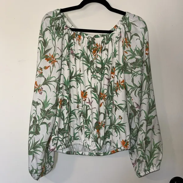 Anthropologie White Floral Long Sleeve Blouse with Pink Birds Size Medium‎ - Image 2