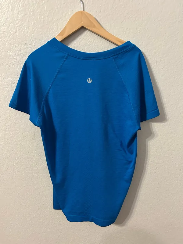 Lululemon Swiftly Tech Short Sleeve Tee Shirt 2.0 Race Length (Poolside Color) - Image 3