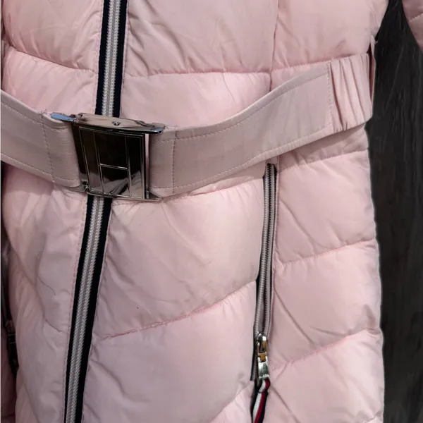 Tommy Hilfiger Women's Light Pink Puffer Jacket - Image 4