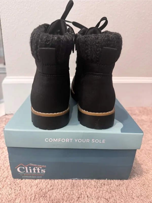 Cliffs by WHITE MOUNTAIN Black Lace-Up Ankle Hiker Boots - Image 3