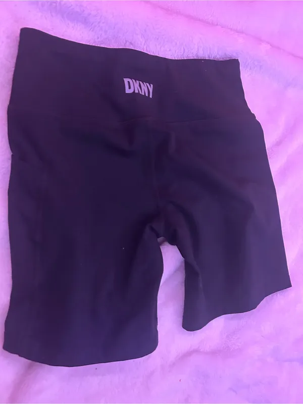 DKNY Black Mid-Rise Bike Shorts - Image 2