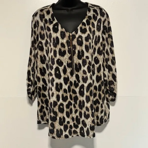 Rebecca Malone Plus Size 1X Leopard Print Zip Front Roll Tab Sleeve Tunic Top - Image 2