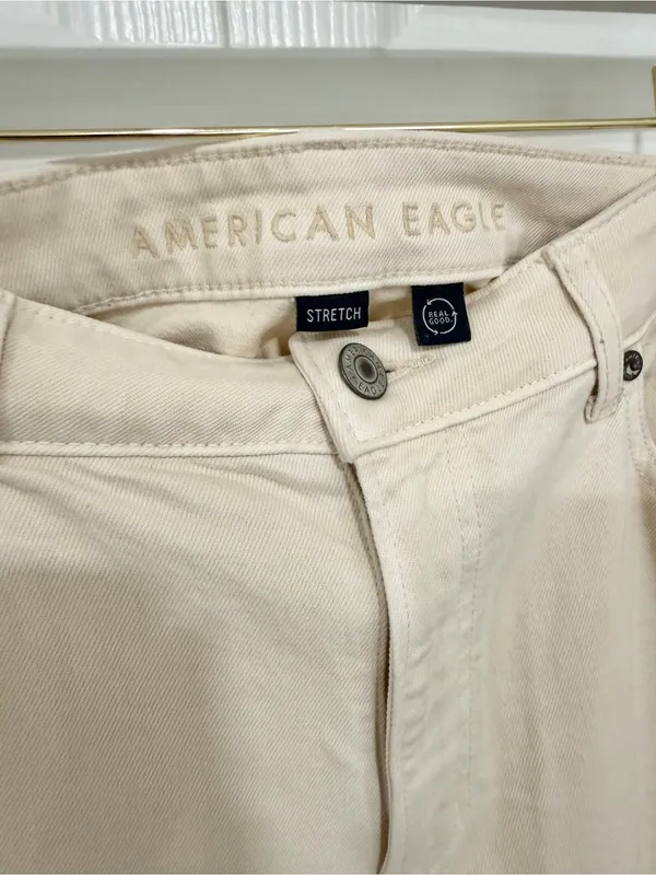 American Eagle Jeans Women’s 6 Short Cream Ecru High Rise Straight Leg Raw Hem - Image 2