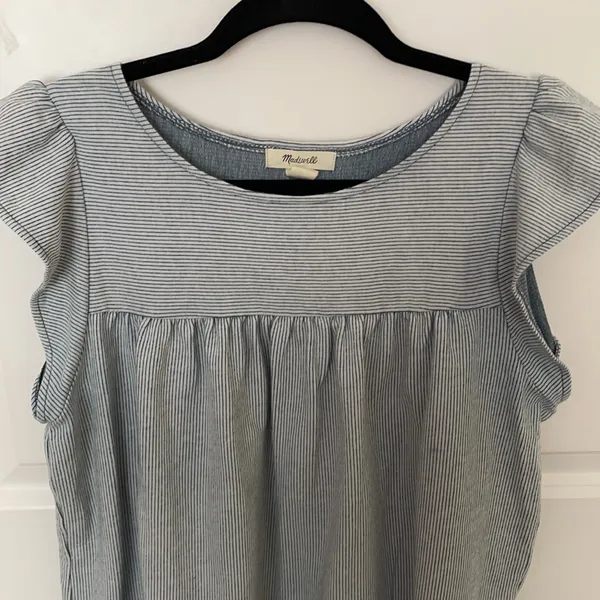 Madewell Ruffle Sleeve Blue Striped Top Medium Butterfly Sleeve - Image 3