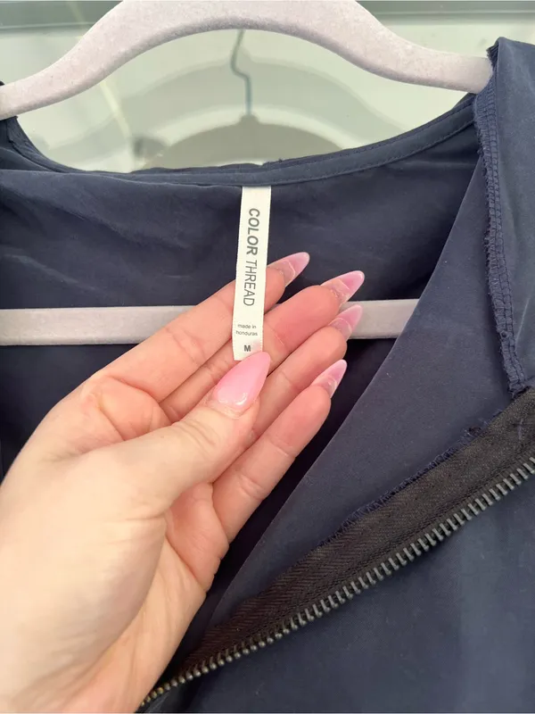 Color Thread Casual Hooded Bomber Jacket in Navy - Image 3