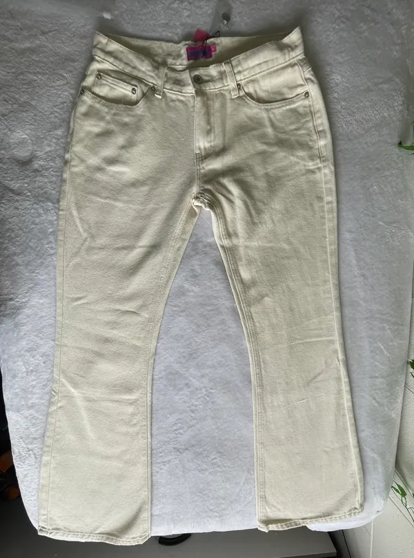 Edikted - Cream Low-Rise Jeans - Image 3