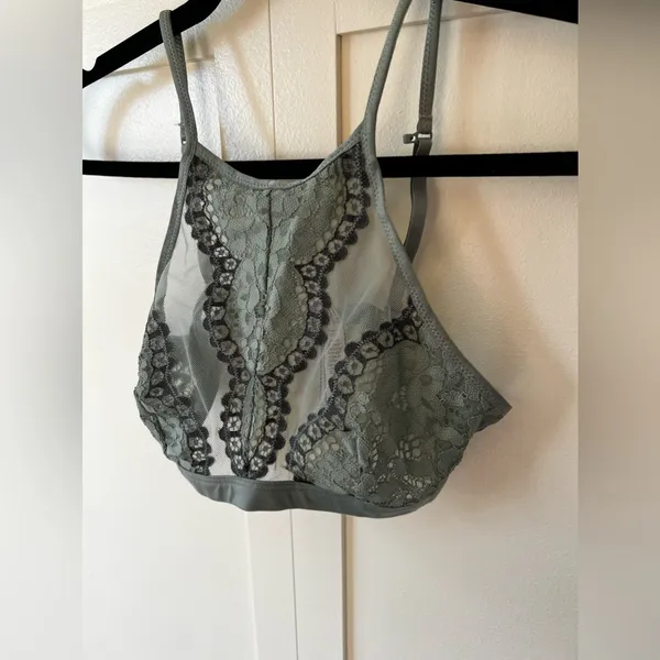 Victoria’s Secret High‎ Neck Lace Embroidered Mesh Cano Spaghetti Strap Bra Sz S - Image 5
