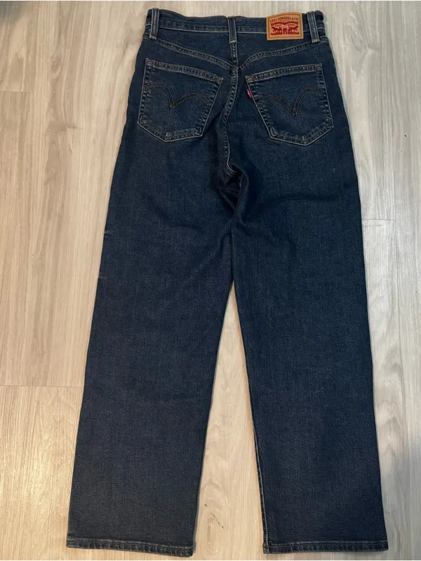 Levi’s Ribcage Straight Ankle Women's dark wash blue Jeans button fly size 27 - Image 5