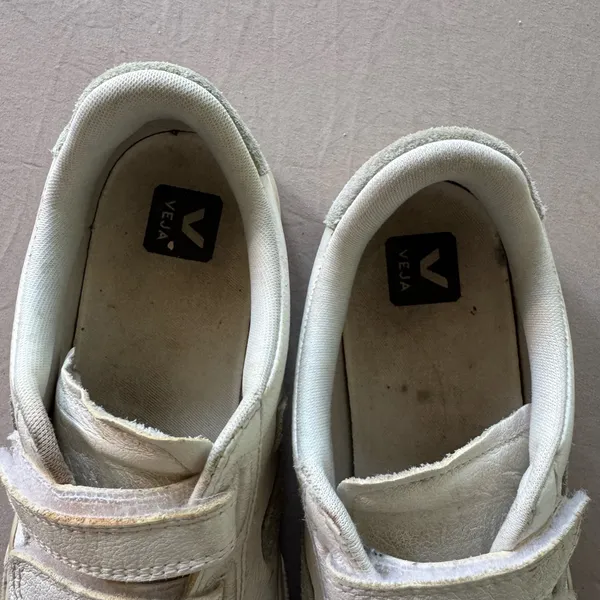 Veja RECIFE LEATHER Velcro Sneakers - Image 5