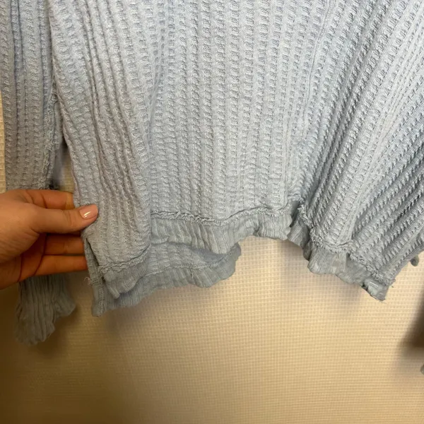 We The Free Free People Light Blue Waffle Knit‎ Slouchy Thermal Top Medium - Image 4