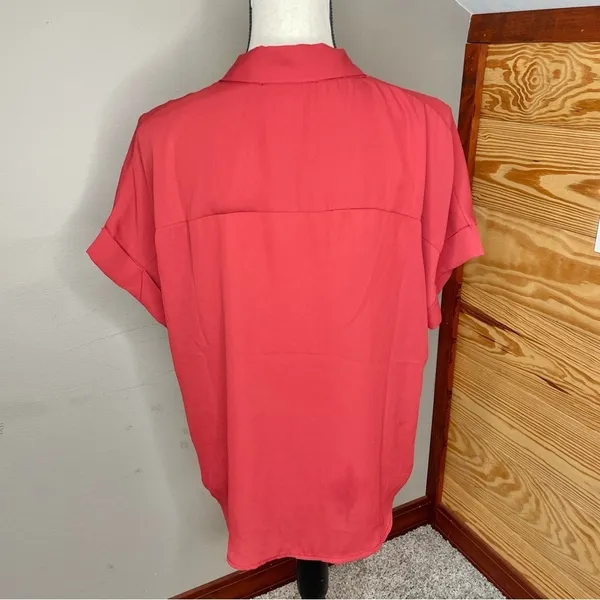 Lulus Rise to the Top Rust Red V-Neck Short Sleeve Top Blouse Medium - Image 4