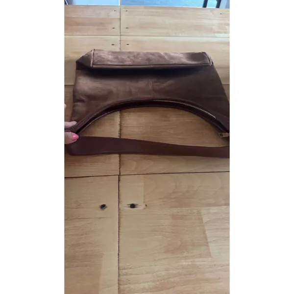 Brown Faux Suede Hobo Shoulder Bag Minimalist Slouchy Gold Zip Purse Large NWOT‎ - Image 6