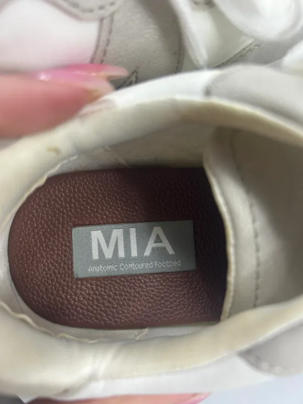 MIA sneakers - Image 3