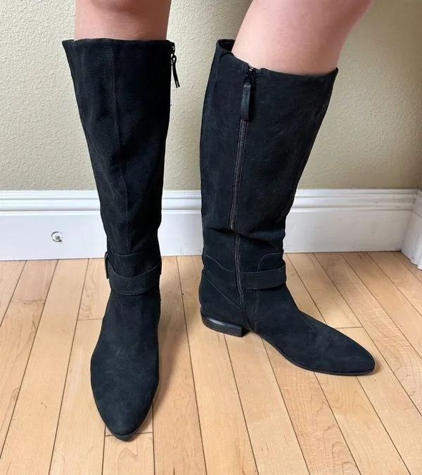 NINE WEST Black Suede Flat Riding Boot Size 8.5M Pointed Toe - Image 4