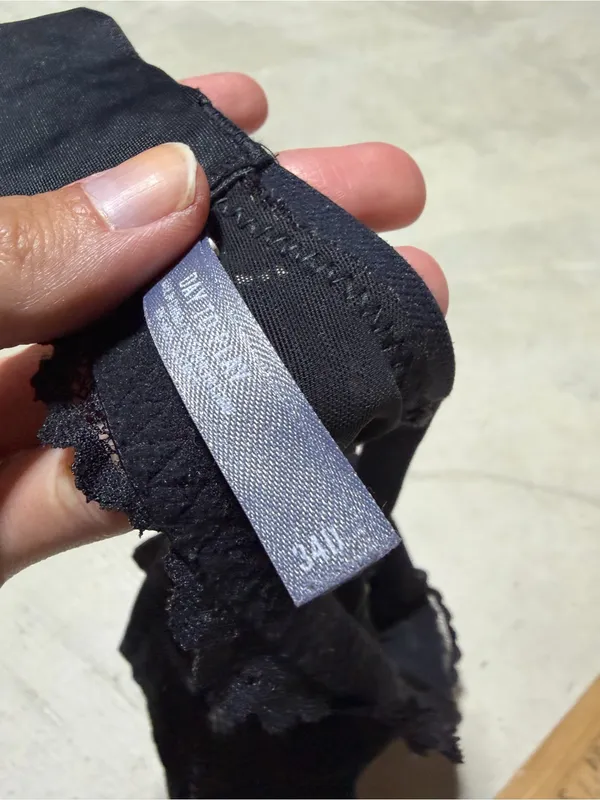 Aerie day to play Black Lace Unlined plunge bra 34D - Image 8
