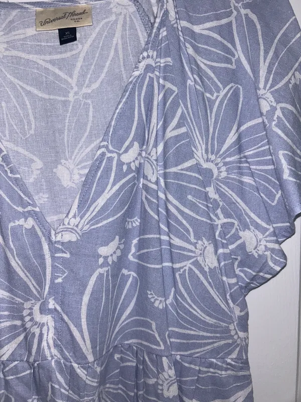 Universal Threads Floral Dress - Image 2