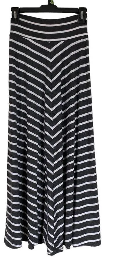 AB Studio gray and white stripe maxi skirt stretchy flowy women’s size small - Image 6