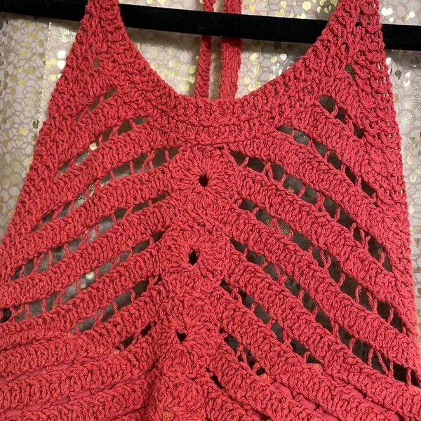 Crocheted burnt‎ rust orange high neck halter boho bikini swim top, size M/L - Image 4