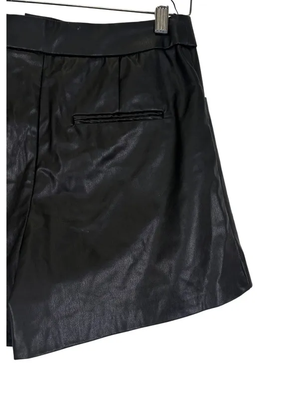 NEW Zara Faux Leather High Waist Shorts Size Small - Image 7