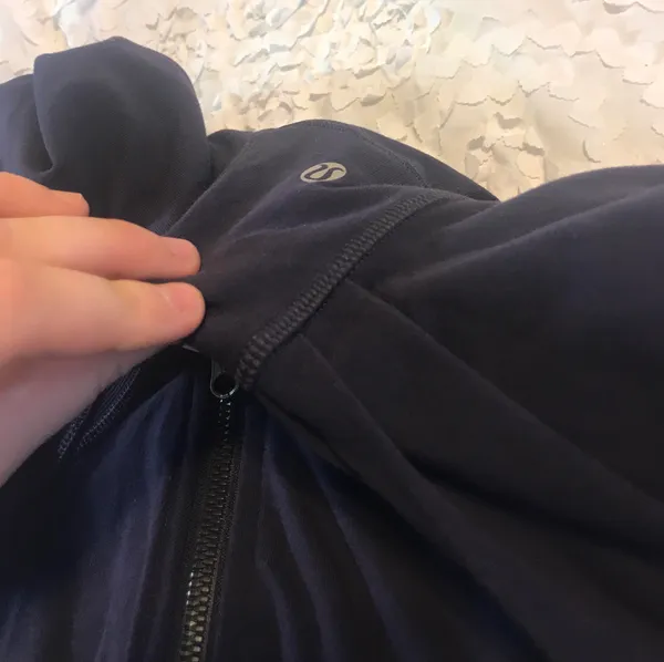 Lululemon jacket - Image 5