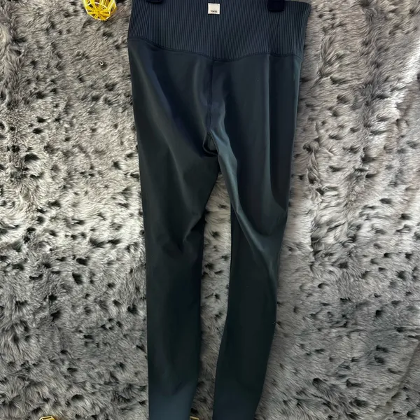 221. Vuori Legging Small Green - Image 2