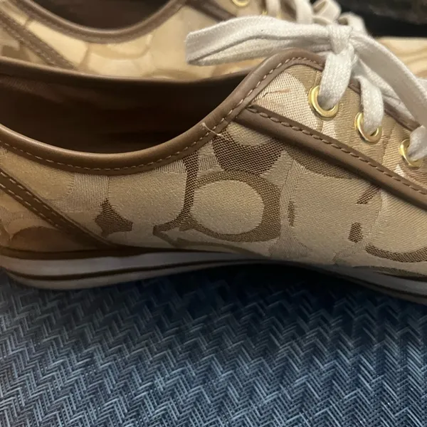 Coach Sneakers - Image 6