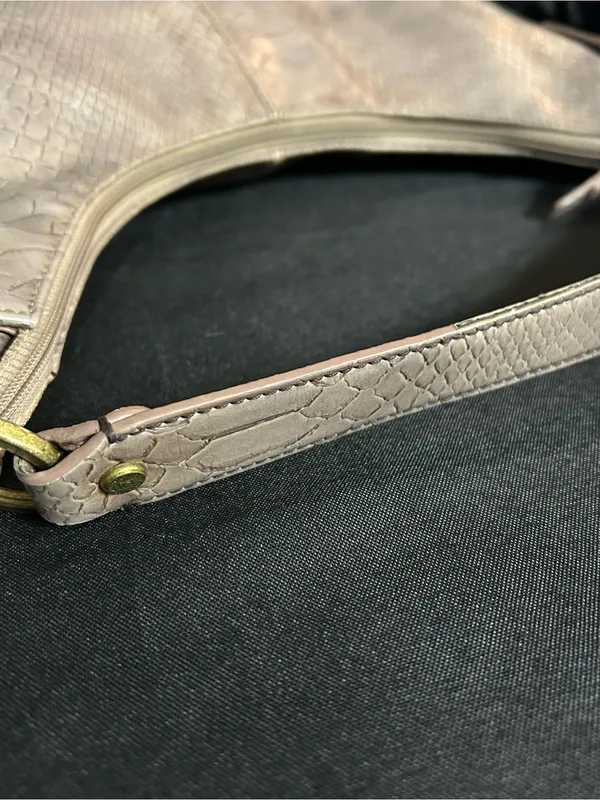 Liz Claiborne Women’s Taupe Textured Hobo Shoulder Bag Purse - Image 10