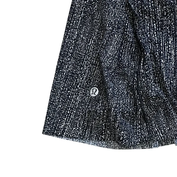 Lululemon Lost in Pace Skirt Skort Air Time White Black W8773R‎ Women's Size 6 - Image 3
