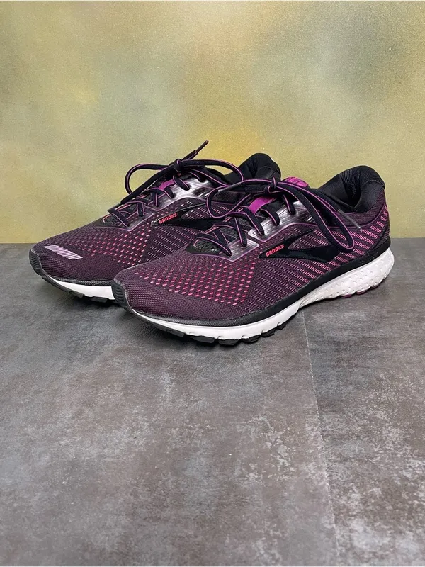Brooks Ghost 12 Women's Running Shoes Black/Fuchsia Size 10B - Image 3